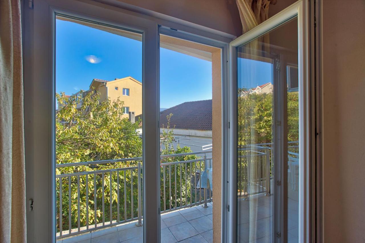 Apartments Lux Milano, Savina,Herceg-Novi Herceg Novi Bagian luar foto